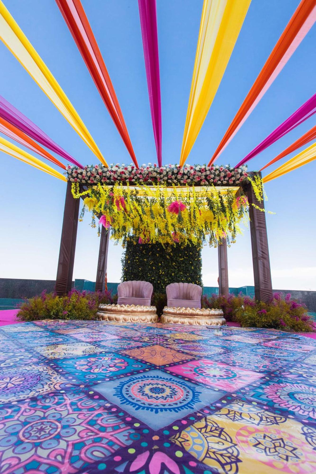 Radisson Blu Hotel New Delhi Dwarka Kültér fotó Mandap decorated with flowers