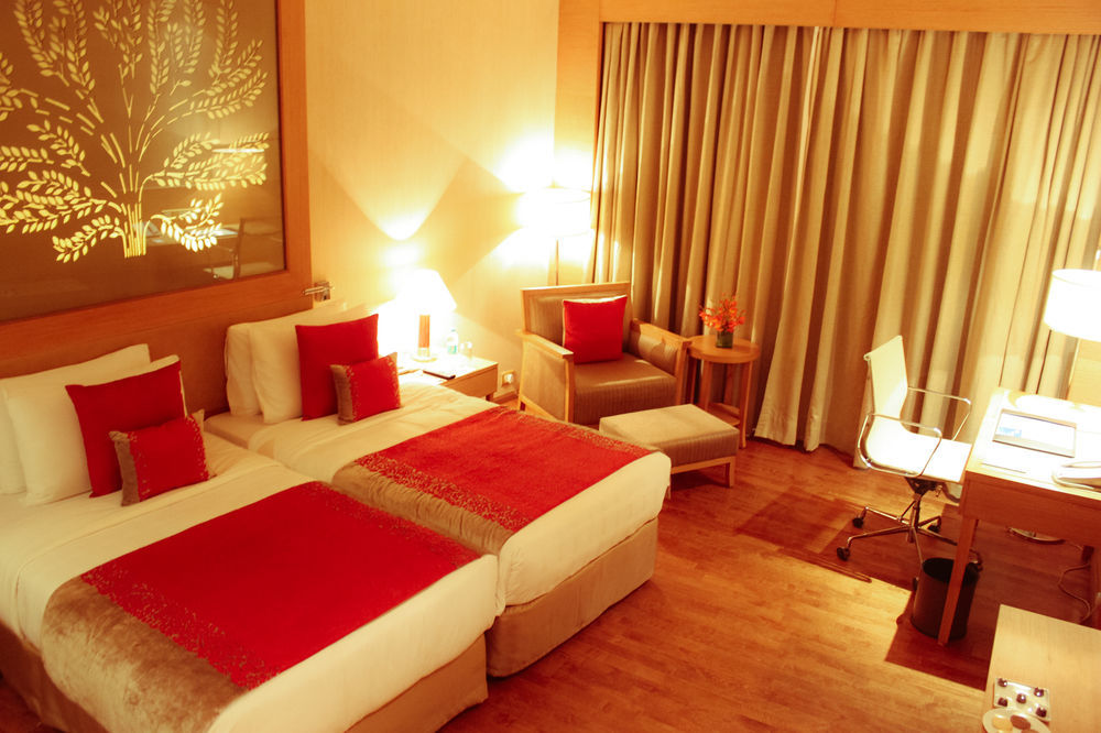 Radisson Blu Hotel New Delhi Dwarka Szoba fotó A room at the Taj Bengal
