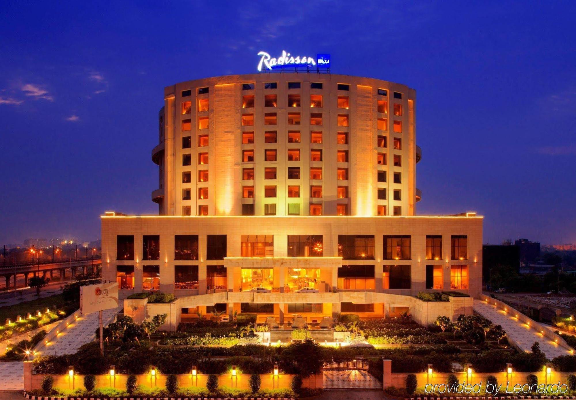 Radisson Blu Hotel New Delhi Dwarka Kültér fotó Radisson Blu Hotel, Faridabad